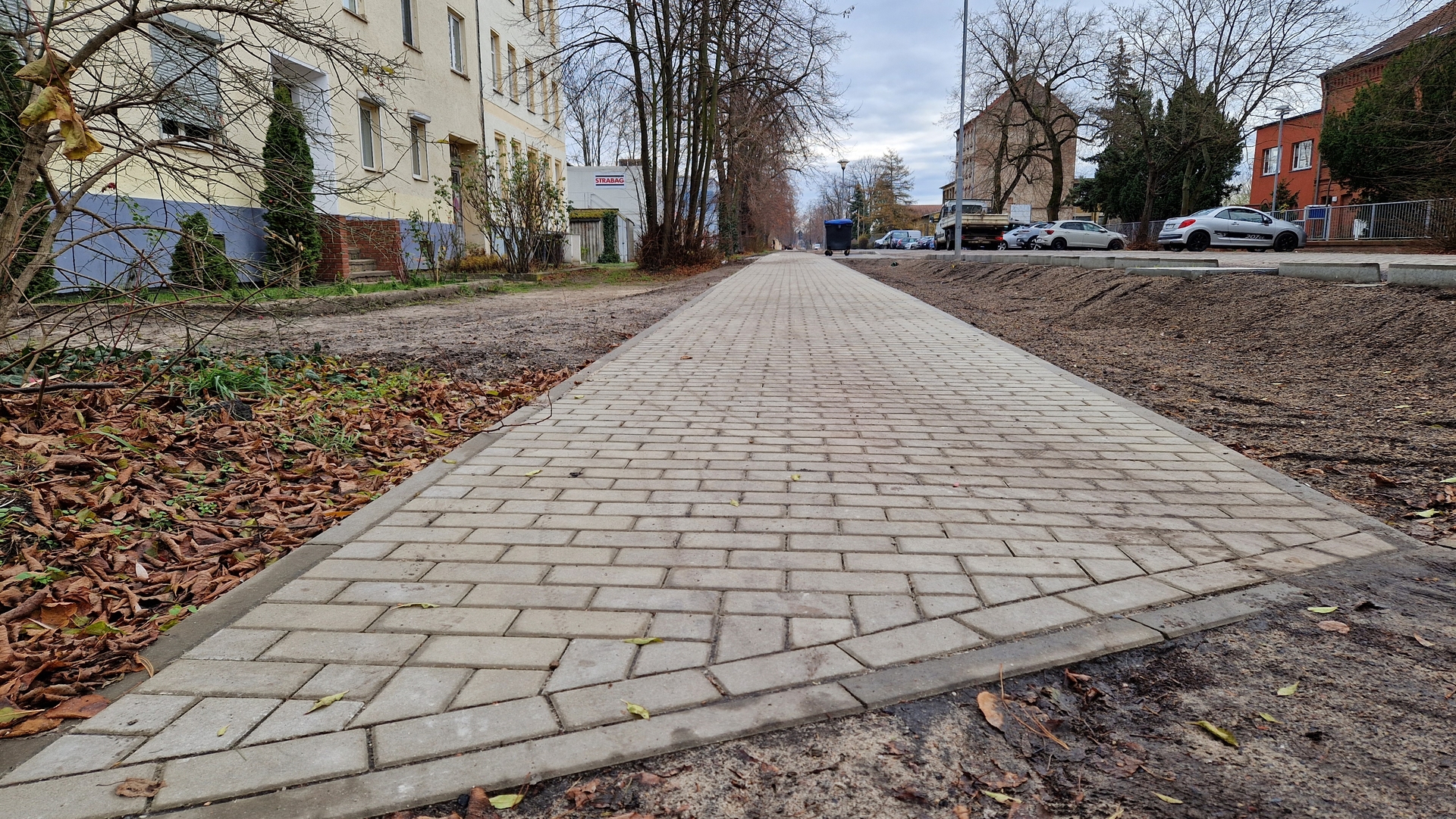 Neuer_Gehweg_Potsdamer_Landstraße_021224