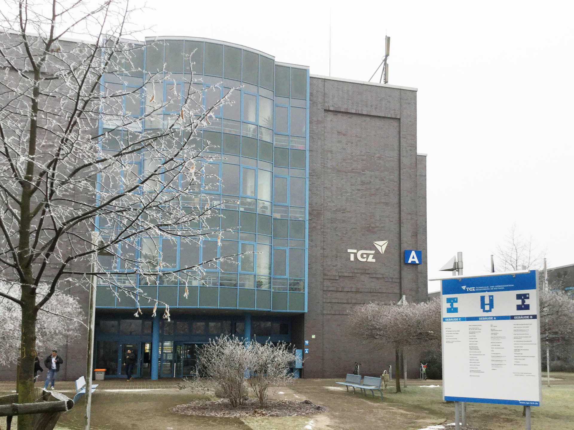 TGZ_Technologie-_und_Gründerzentrum_1__C_SW