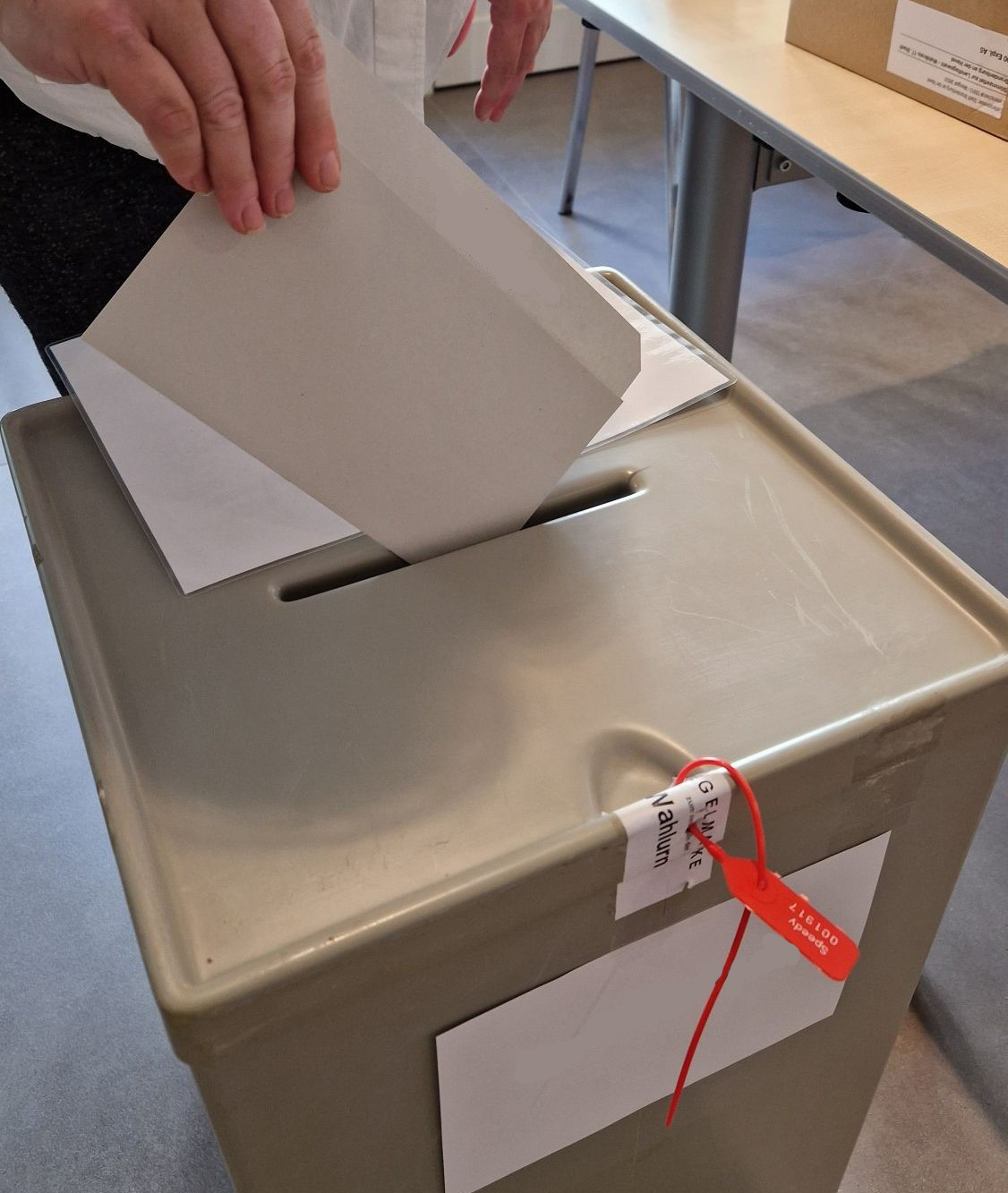 Wahl_Wahlurne1